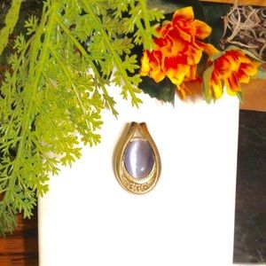 Lia Sophia Cats Eye Purple Haze Pendant Silvertone